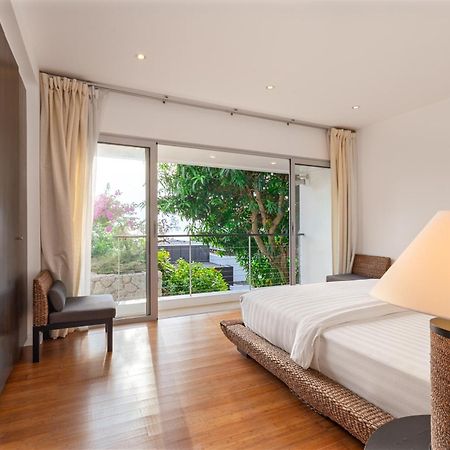 Surin Heights Villa Room photo