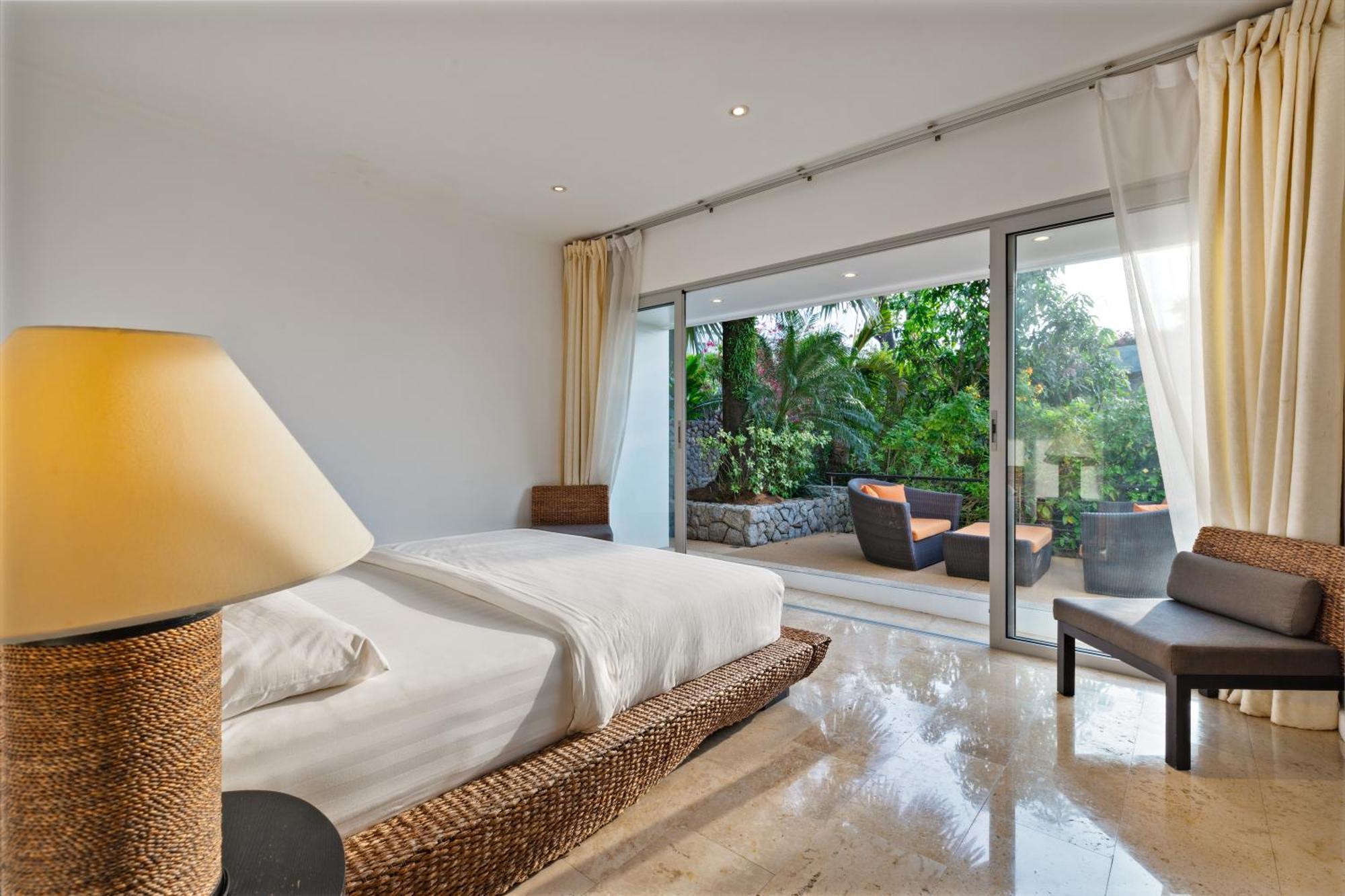 Surin Heights Villa Room photo